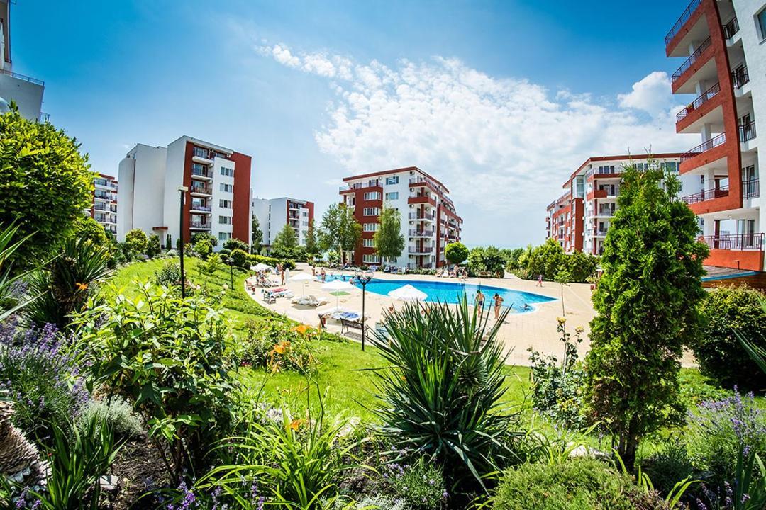 Panorama Marina Fort Beach - Premium Apartments Sea Viev Sveti Vlas Exteriör bild