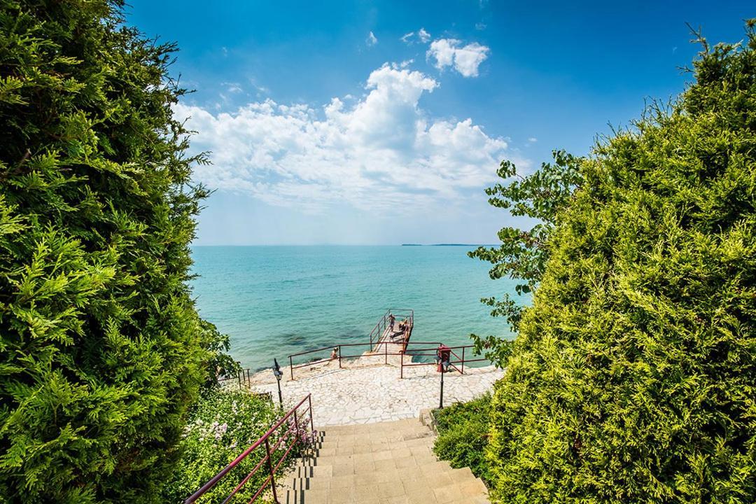 Panorama Marina Fort Beach - Premium Apartments Sea Viev Sveti Vlas Exteriör bild