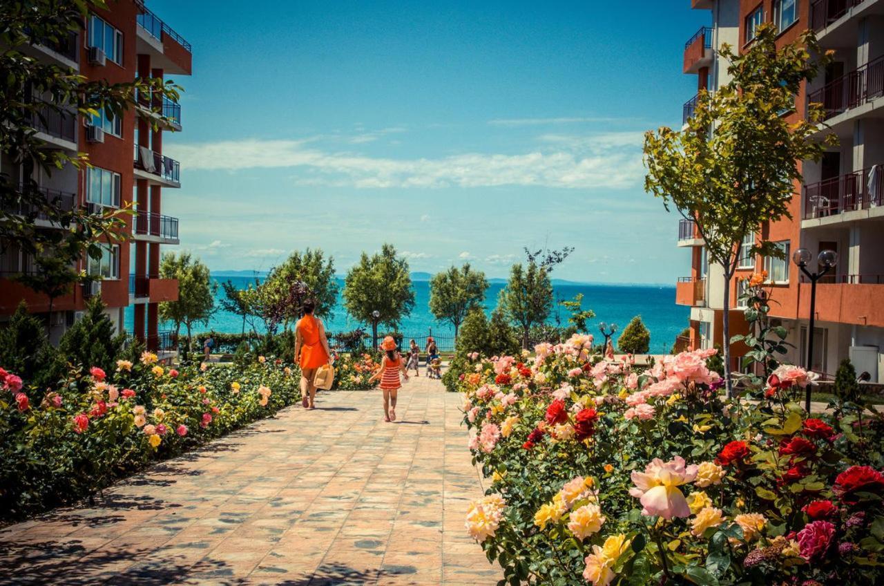 Panorama Marina Fort Beach - Premium Apartments Sea Viev Sveti Vlas Exteriör bild