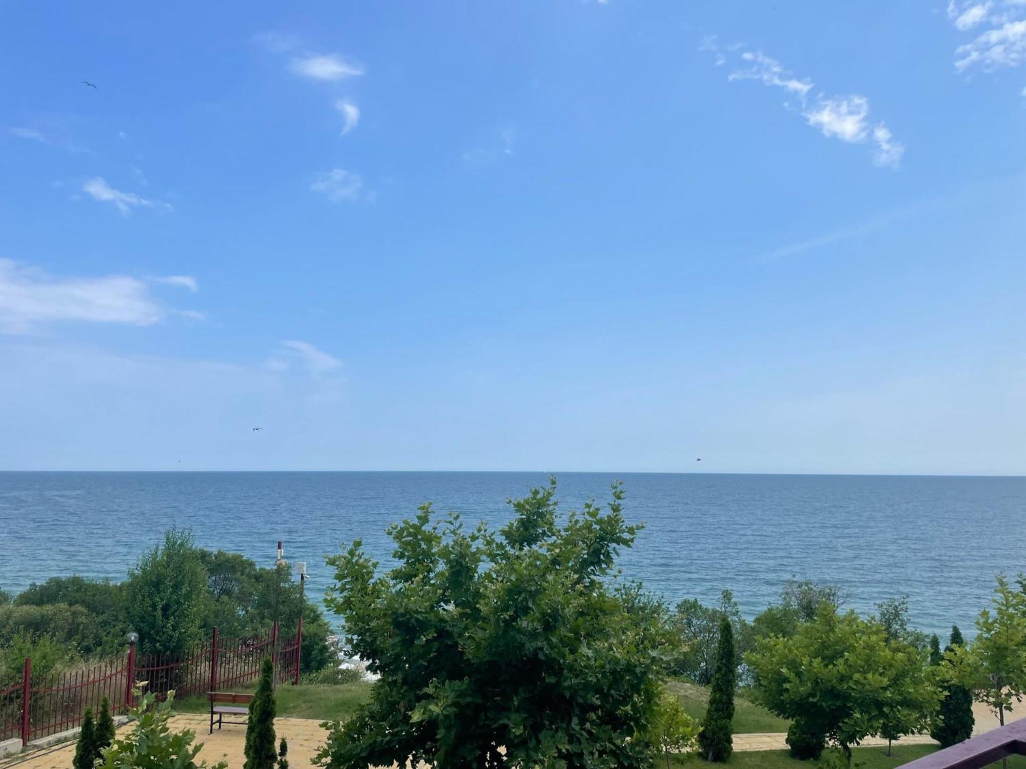 Panorama Marina Fort Beach - Premium Apartments Sea Viev Sveti Vlas Rum bild