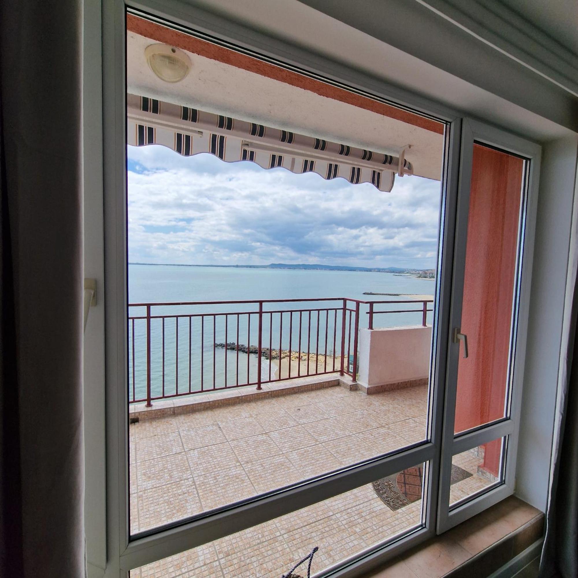 Panorama Marina Fort Beach - Premium Apartments Sea Viev Sveti Vlas Exteriör bild