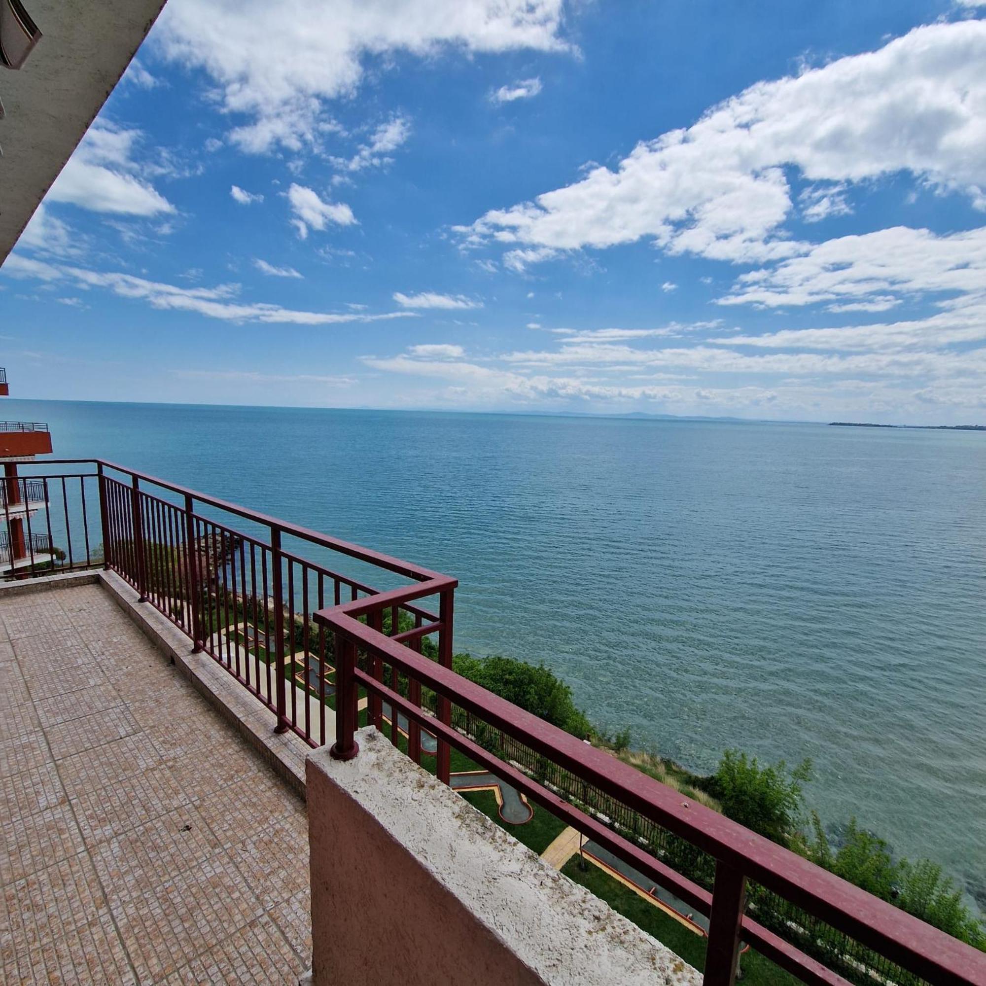 Panorama Marina Fort Beach - Premium Apartments Sea Viev Sveti Vlas Exteriör bild