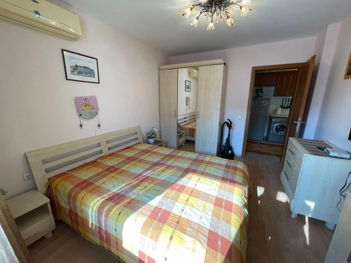 Panorama Marina Fort Beach - Premium Apartments Sea Viev Sveti Vlas Rum bild